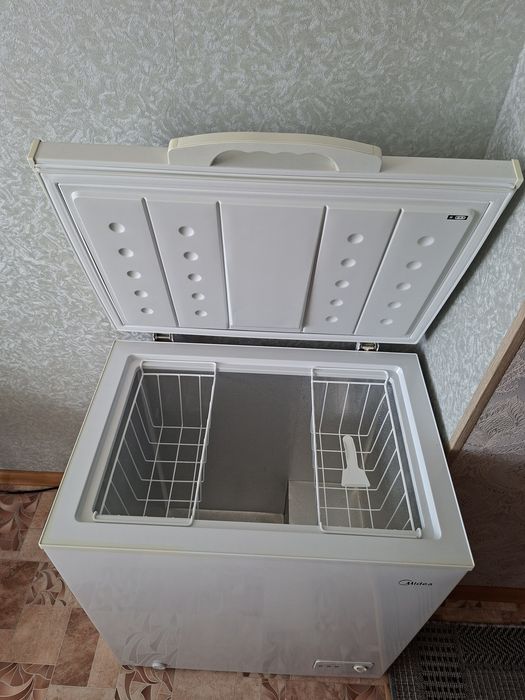Морозильник Midea