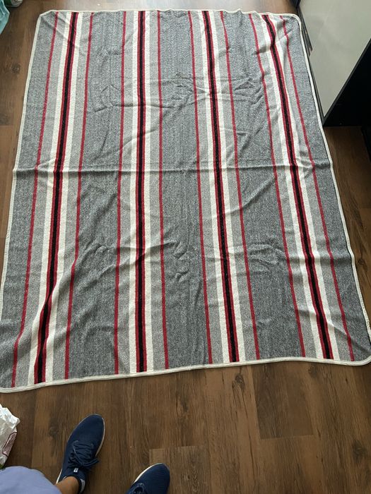 Колекция ,,Етно уют”- автентични вълнени изделия и ръчно тъкани шедьов