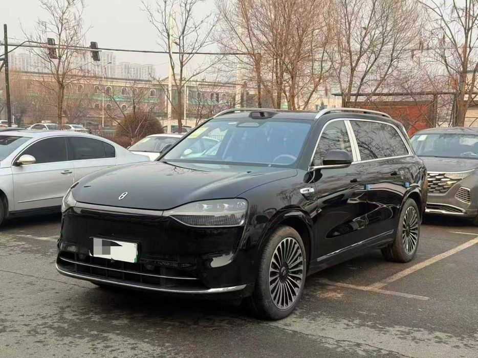 Aito M9 PHEV Ultra шестиместный салон