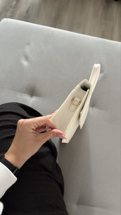 Сумка кожзам белая