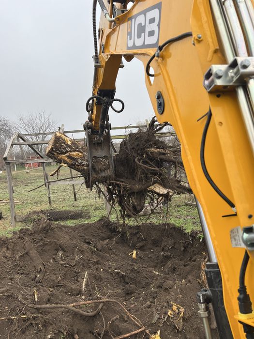 Услуги с Мини Багер 3.5 Тона