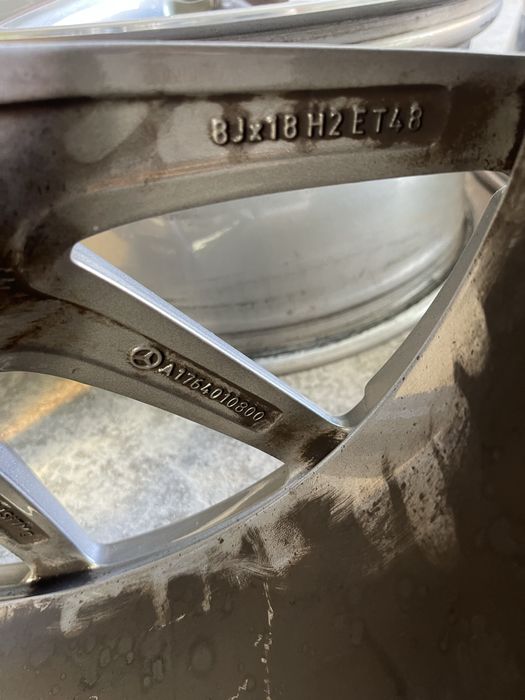 Оригинални Джанти за Mercedes AMG 18”