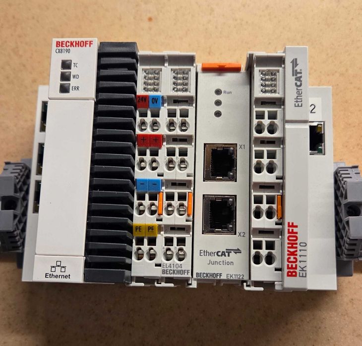 PLC BECKHOFF CX8190 Embedded PCL \ EK1110