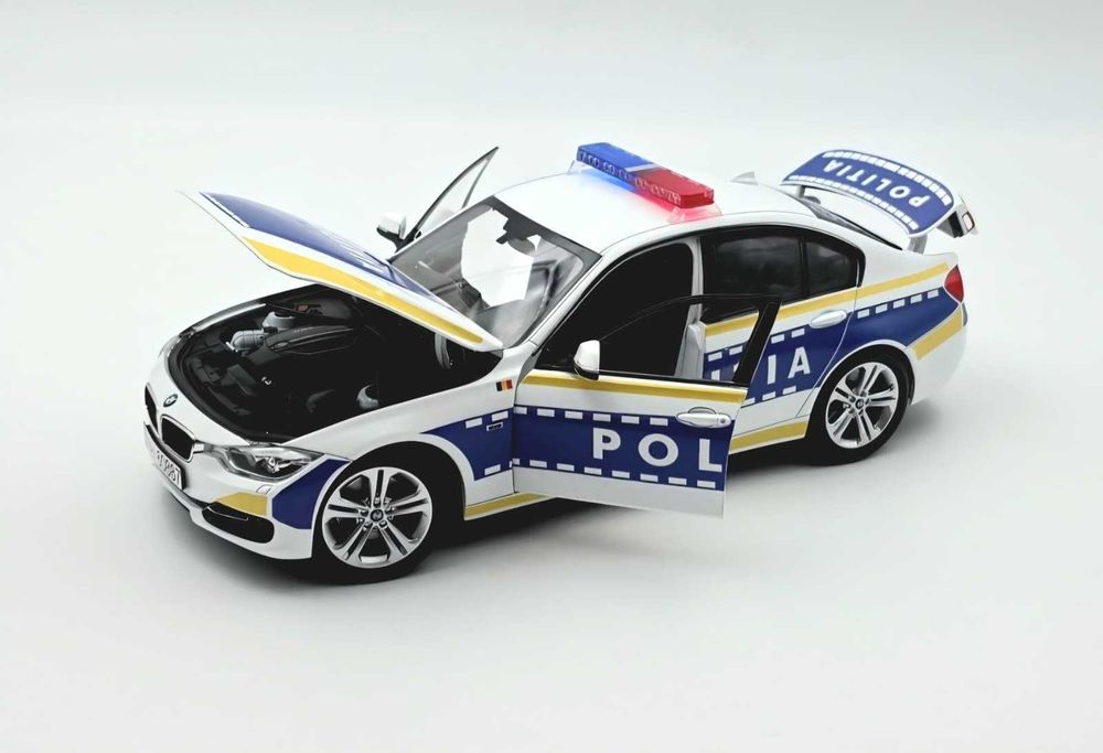 Macheta BMW 3 Series Poliția Română 1:18 Welly