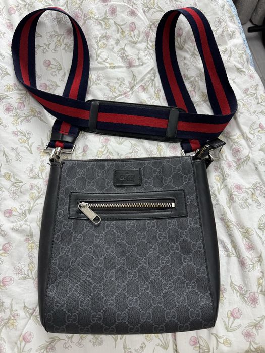 Продам барсетку !!!