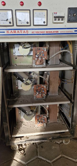 Стабилизатор напряжния