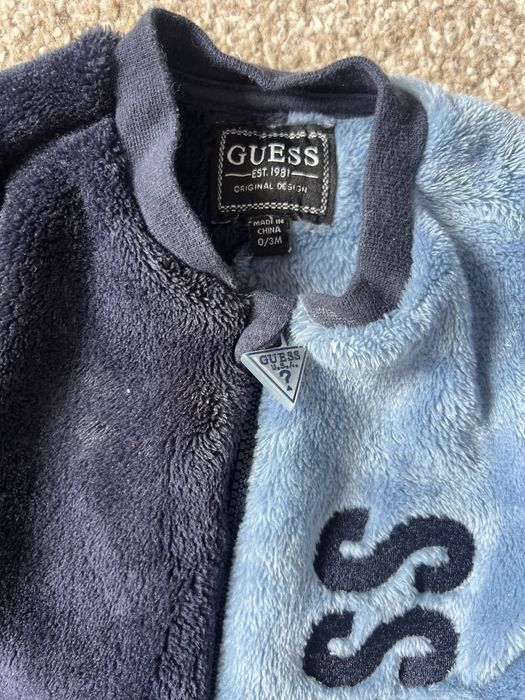 Ромпъри    Guess