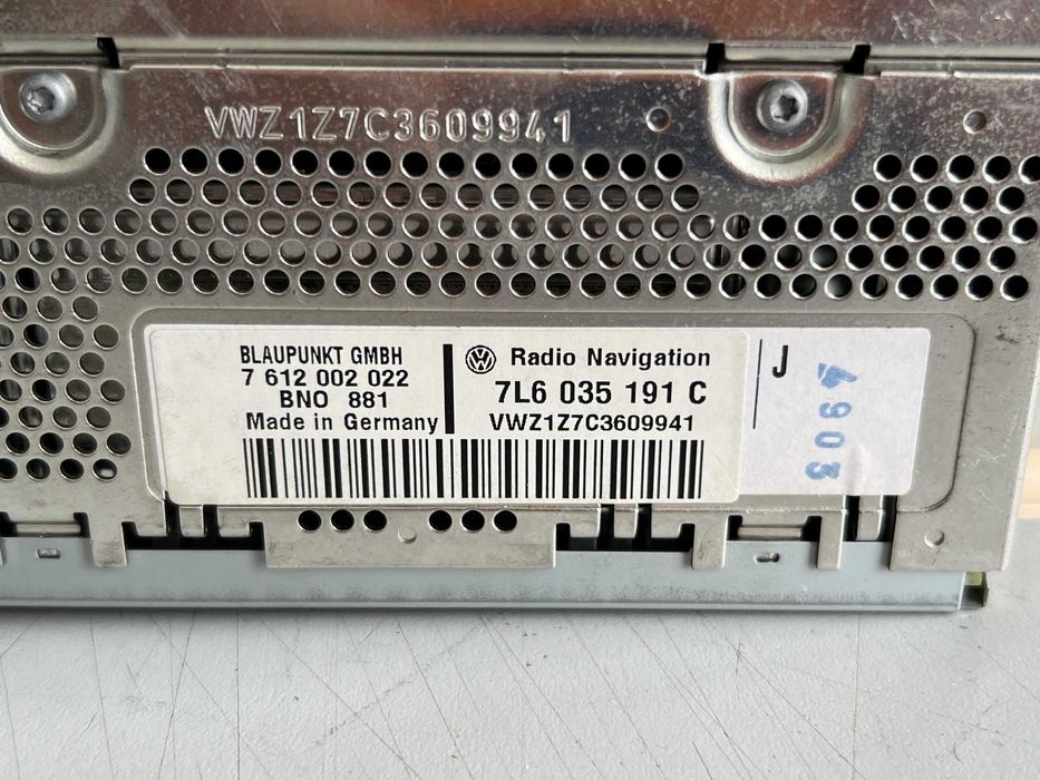 Оригинални автомобилни радио CD навигация