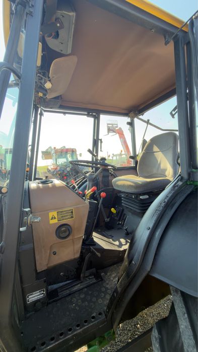 Tractor John Deere 2850