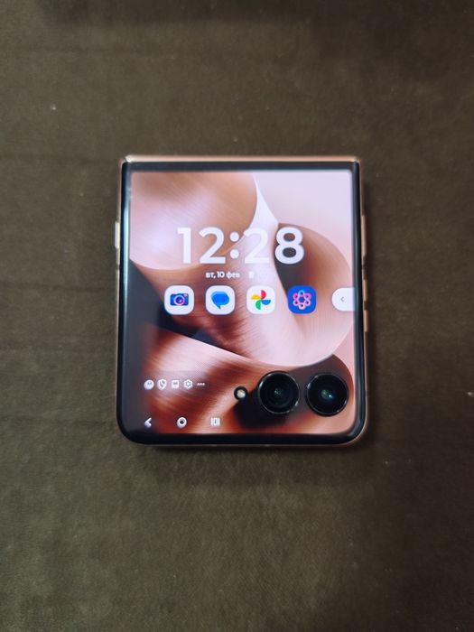 Motorola Razr 60 Ultra 5G 16GB RAM 512GB Brown