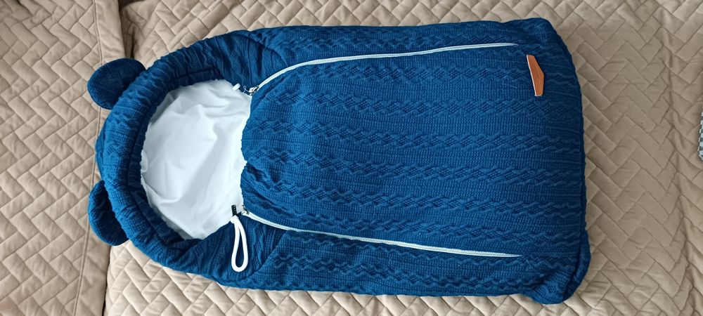 Продам конверт в отличном состоянии.