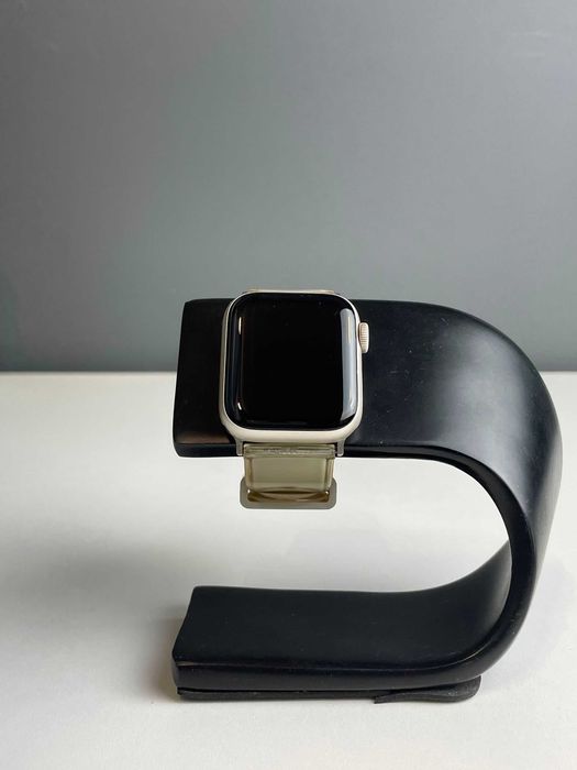 Apple Series SE 40 mm (2е поколение) 40mm, Серебристый 7004а0351