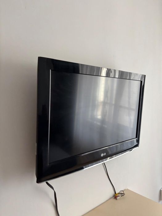 Продам телевизор