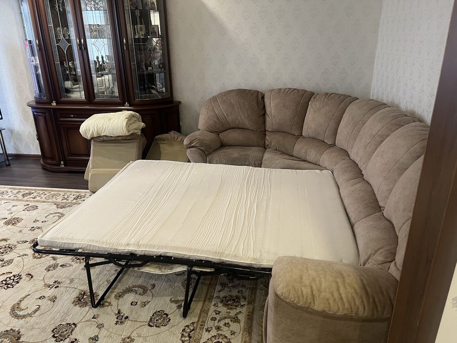 Продам диван, в отличном состоянии.