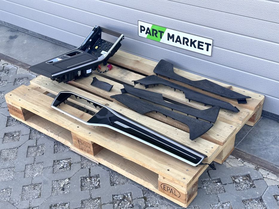 Комплект махагонови лайсни AUDI A7 C8