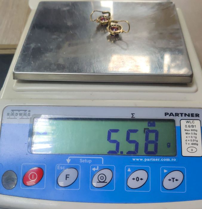 Cercei din aur de 14K cu alexandrite și filigram lucrat manual – 5,58