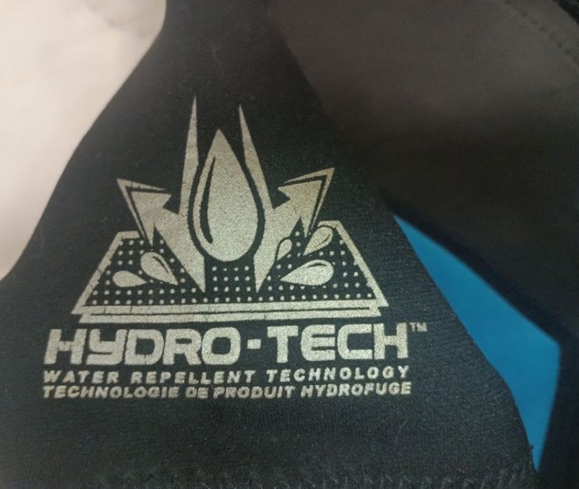 Speedo спортен неопренов костюм S