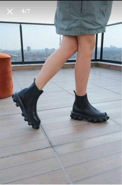 Нови черни боти обувки от естествена кожа ,номер 40