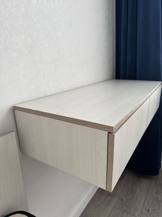 Полка/тумка с ящиками