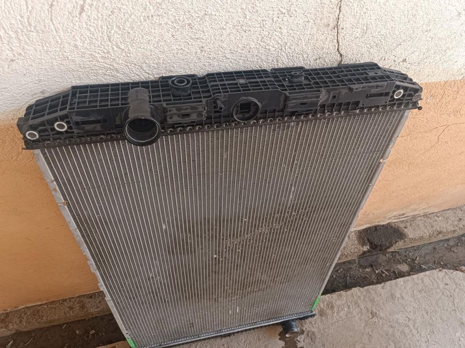 Оригинал Радиатор на Daf 105