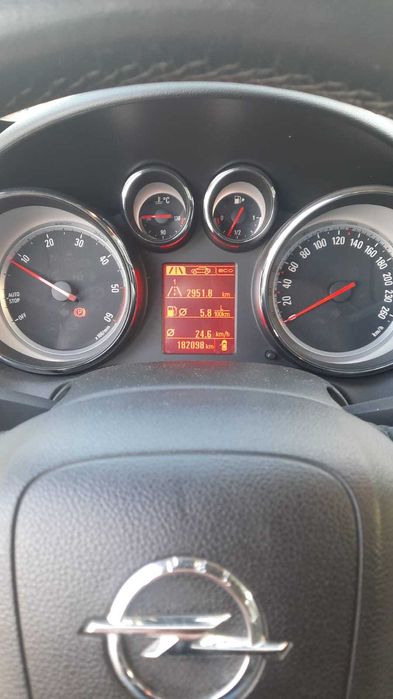 Am masina la vanzare