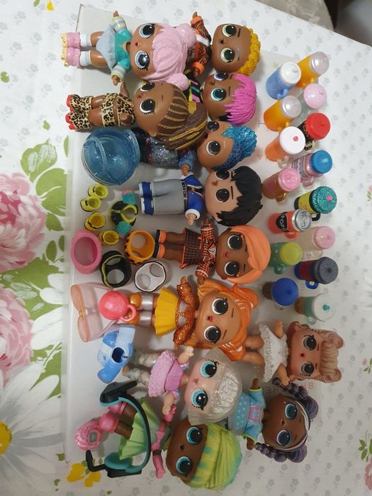 Set papusi LOL, baieti si fete cu accesorii