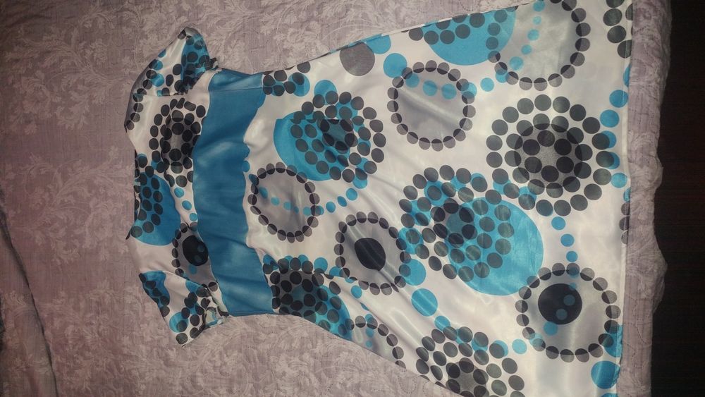 Продам платье мама+ дочка11-14 лет 48-50р.