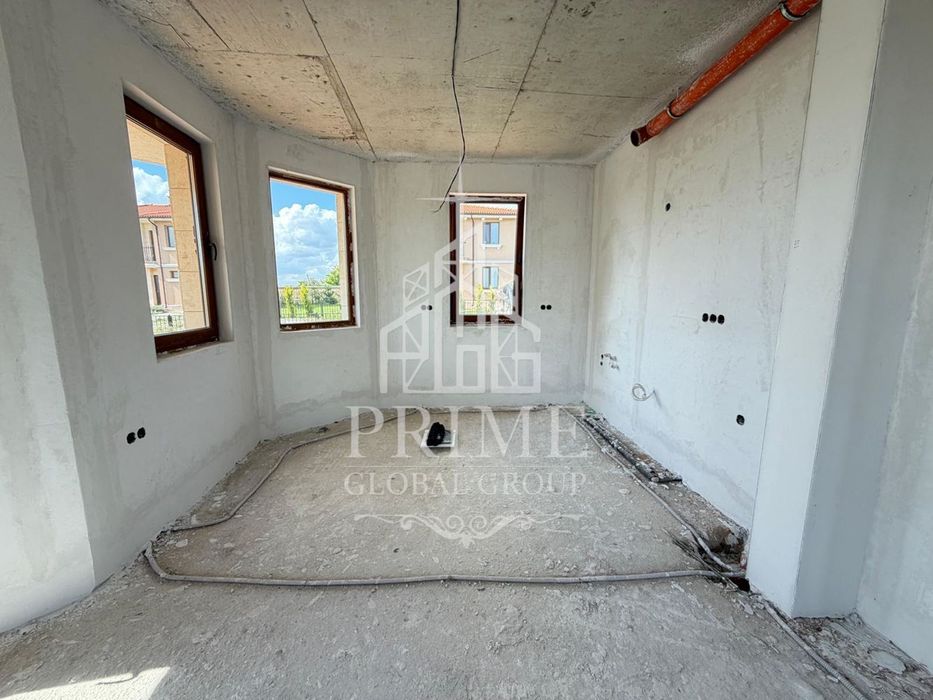 Продава се Къща в Поморие - 192 кв.м за 1209 €/кв.м - Снимка #5