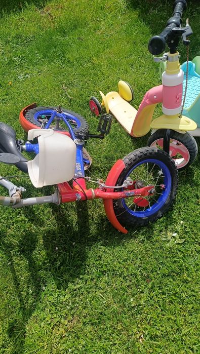 Vând bicicleta trotineta elefant căluț cu 4 roti
