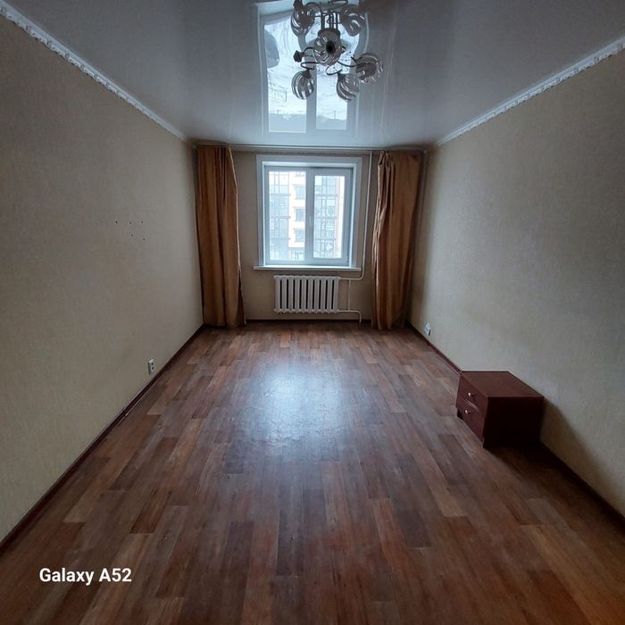 Продам 1ком.в 20 мкрн