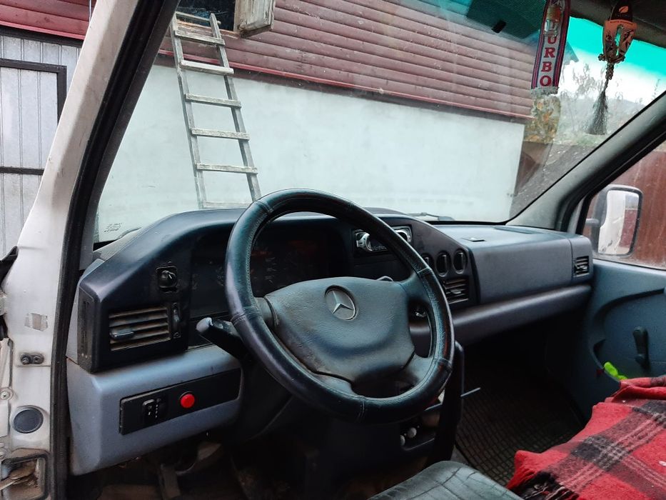 Mercedes Sprinter 208 D