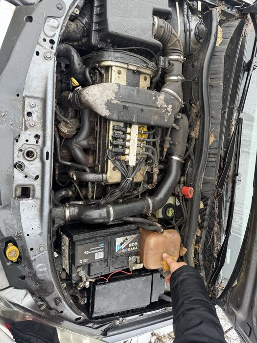 Dezmembrez opel astra h gtc 2.0 LER 200 cai