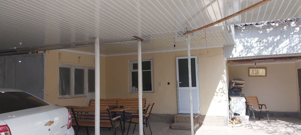 Уй жой ховли сотилади