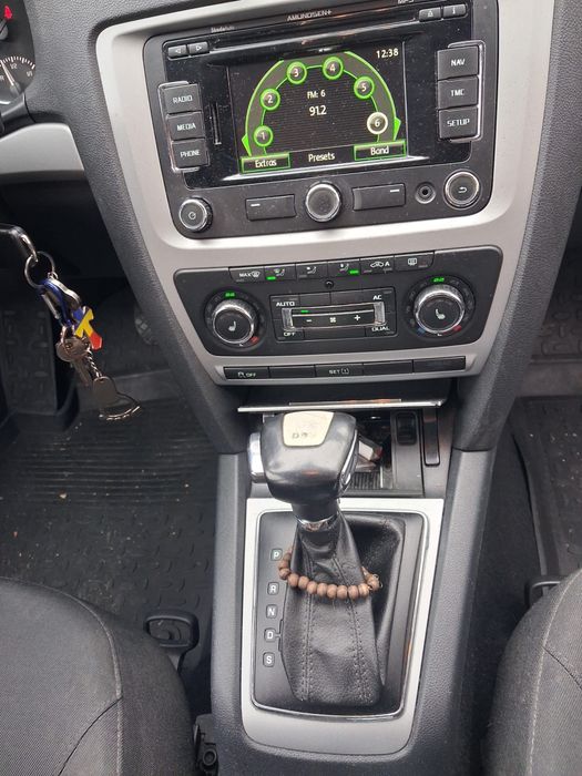 SKODA Octavia 2013 — imagine 3