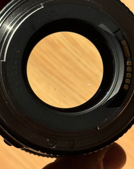 Canon lens 85 1.8 EF
