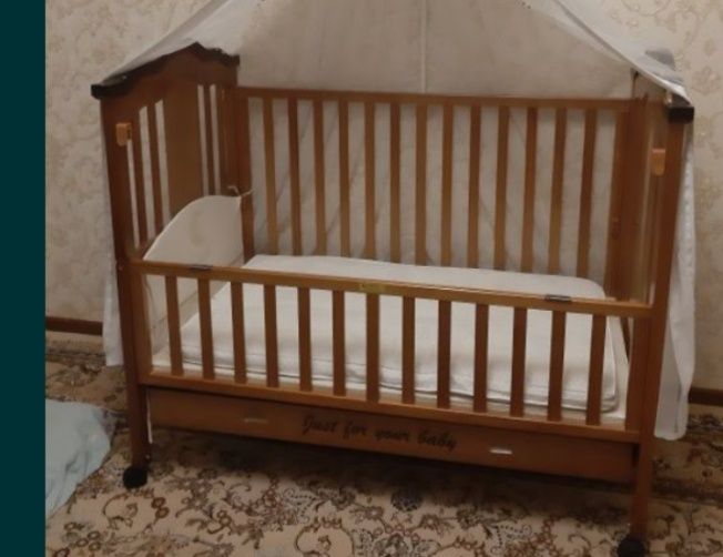 Kravat , manej sotiladi.Bolalar uchun.