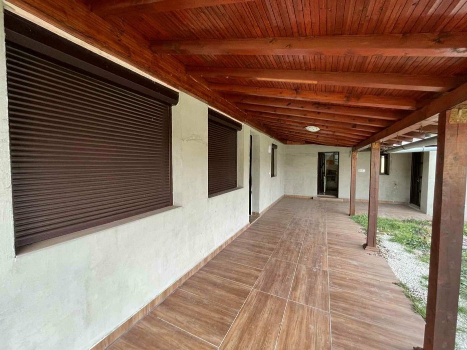 Vând casă în deta judetul timiș