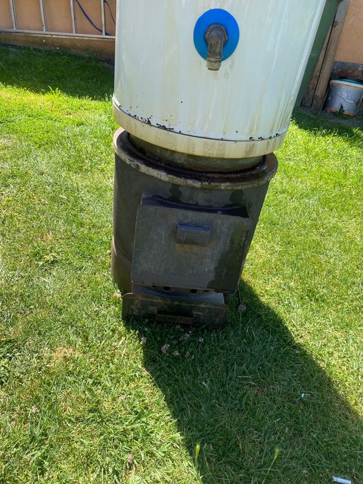 Boiler pe lemne de vânzare