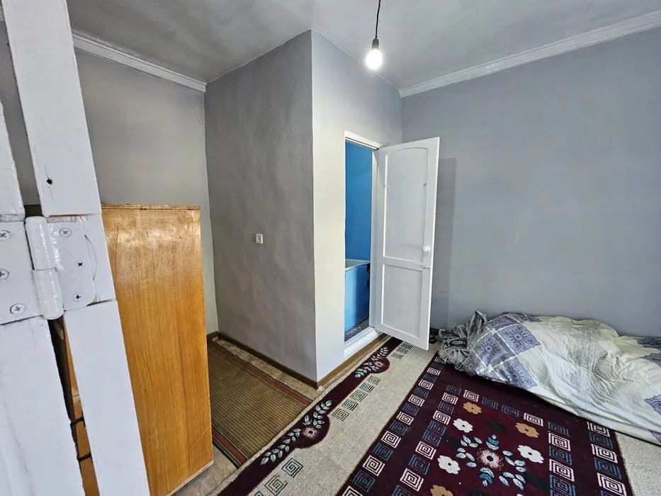 Сдам 1 комнатную СВОЮ на земле , без хозина