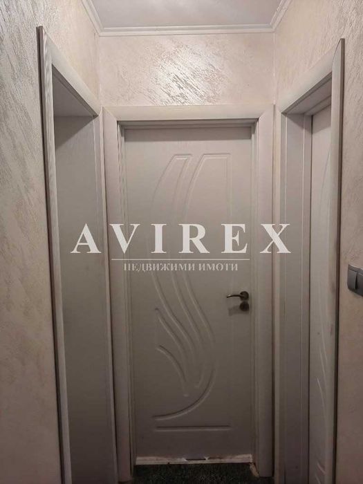 Продава се Тристаен апартамент в Пловдив, Централна гара - 100 кв.м за 1353 €/кв.м - Снимка #1