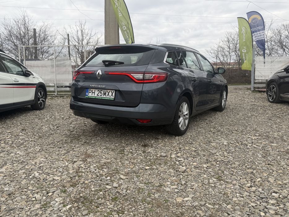 Renault / Megane 1.5 dCi Energy Business/ Euro 6  06.2018 Automata