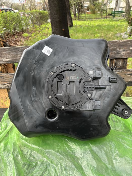 Резервоар помпа AdBlue BMW G30/31
