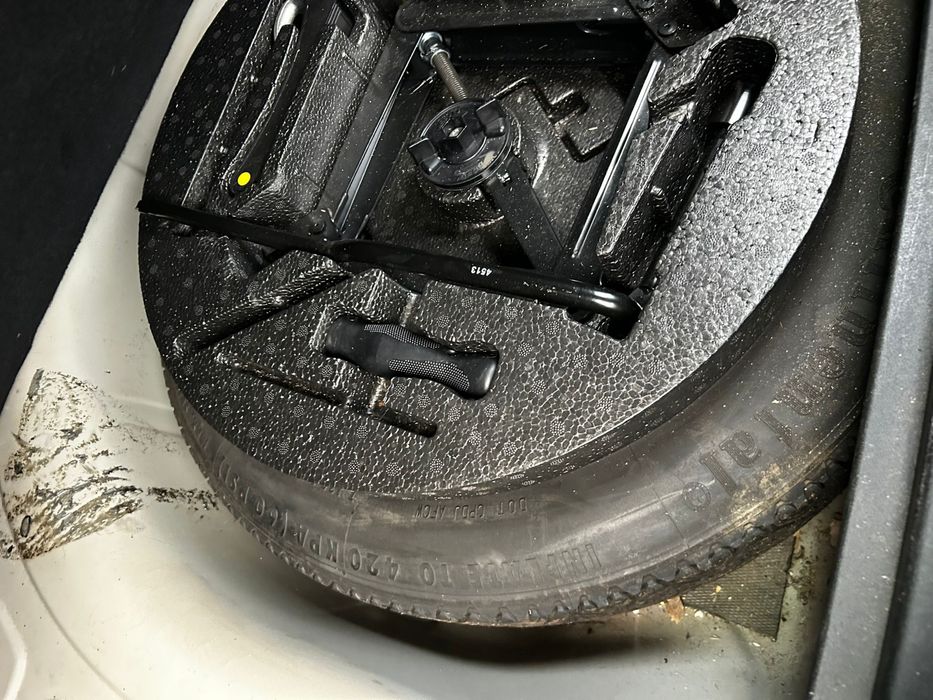 Roată rezervă Slim R16,cric Fiat 500 L 2014