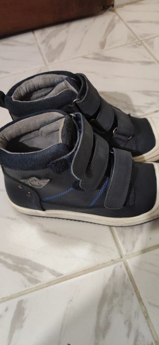 Обувки 32 номер, естествена кожа.