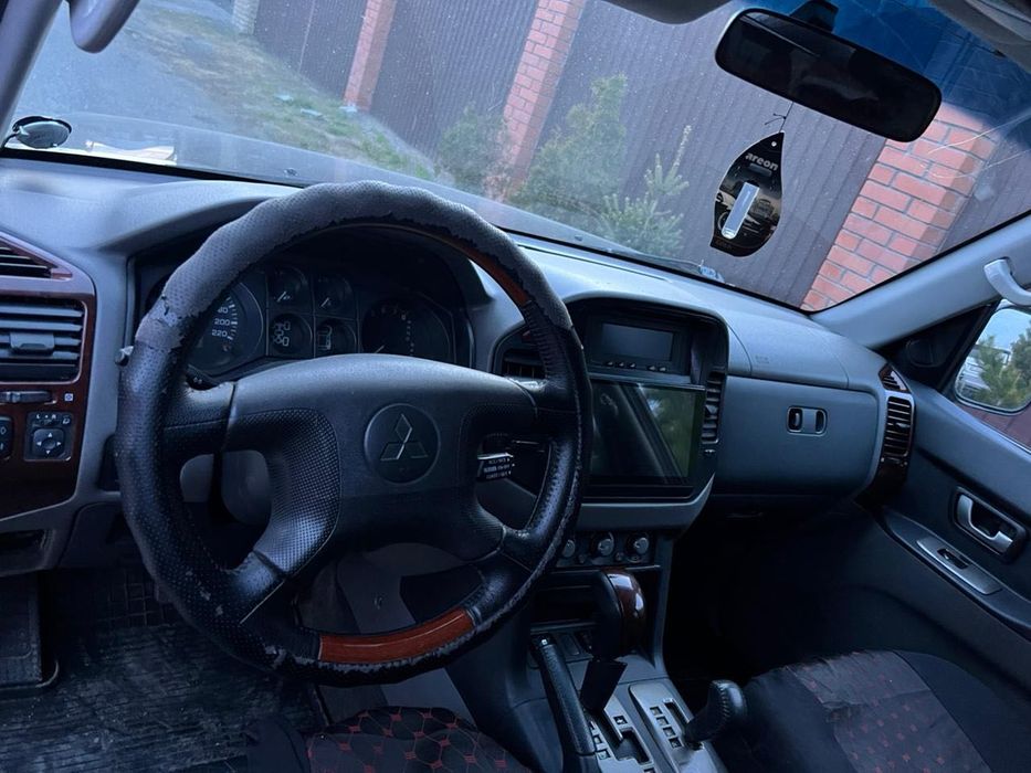 Продам Mitsubishi 5,9 млн