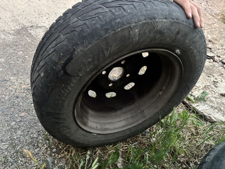 Продам 4 колеса Mitsubishi Galant