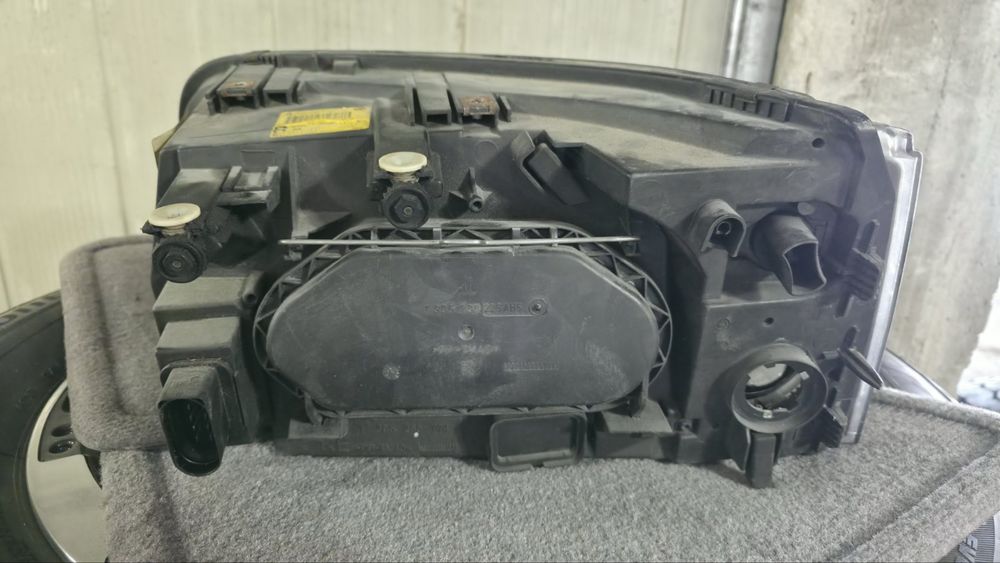 Фарове VW T5 2003-2009