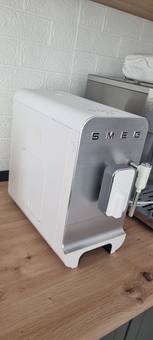 Espressoare  MIELE 5100, Delonghi PrimaDonna, Smeg