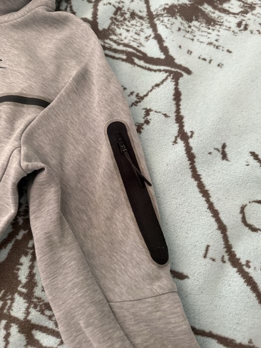 Hanorac Nike tech fleece