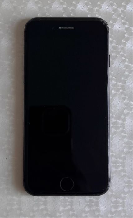 Продам Iphone 8 черный